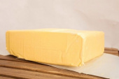 Масло сливочное Традиционное 82,5% (ЮКМП) ГОСТ (коробка 20 кг)