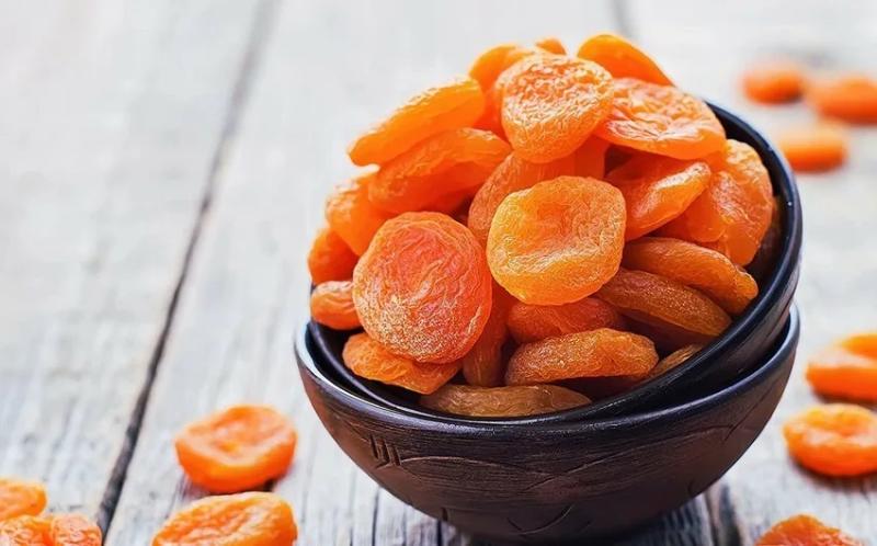 Курага является отличным выбором для производителей, стремящихся создавать качественные и натуральные продукты с богатым вкусом и полезными свойствами!