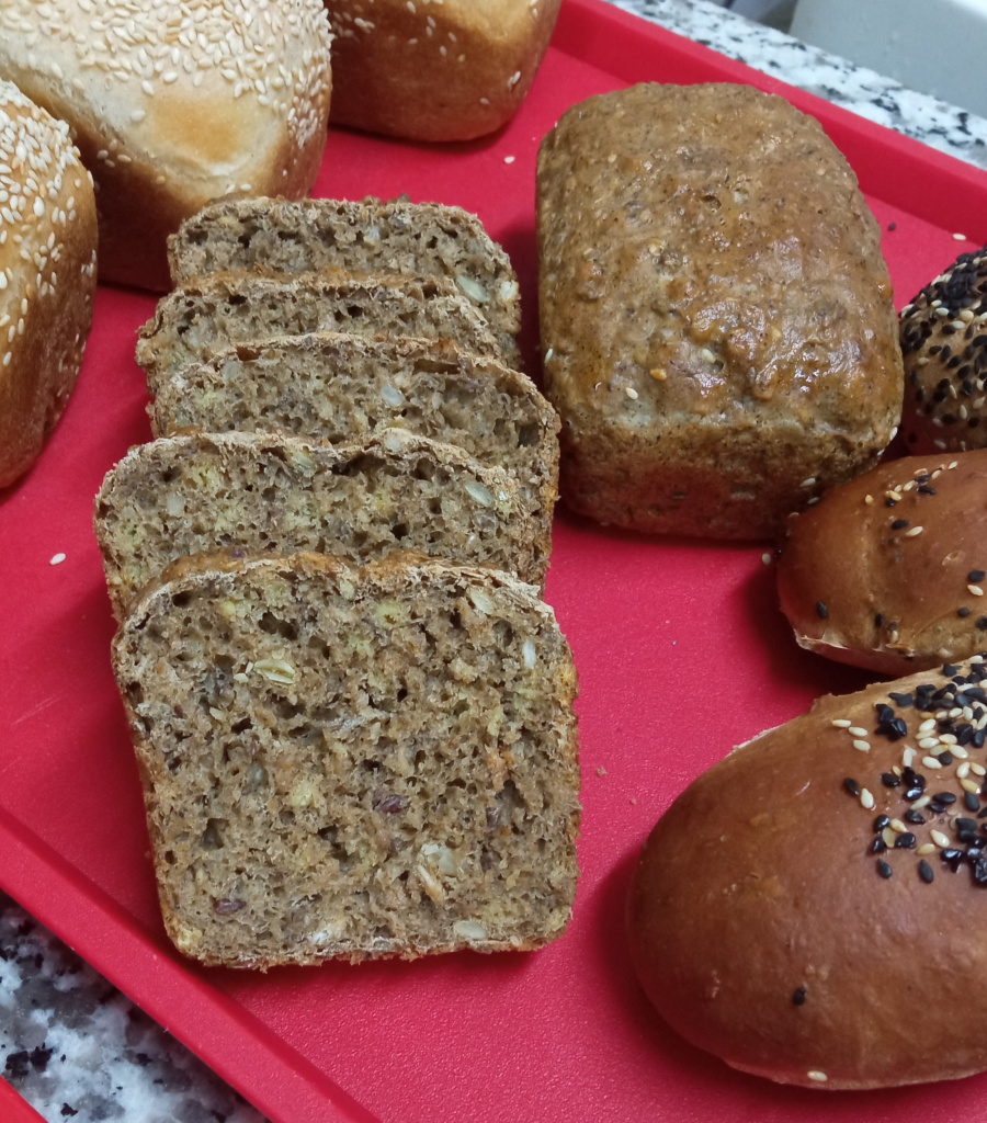 Хлеб ржано-пшеничный зерновой Закваска Деревенская(Берта),смесь Бельгийская с тыквой 100%(Крона)1.jpg