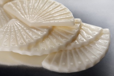 картинка Глазурь кондитерская "Веер Белый" (уп 1 кг) от Торговой Компании "Зима"