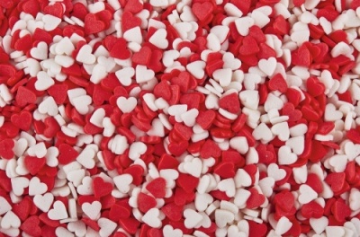 картинка Посыпки Сердечки красно-белые (мини) (уп 0,75 кг) tp16045 от Торговой Компании "Зима"