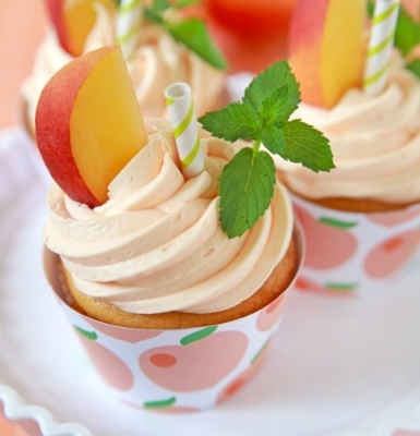 картинка Смесь сухая Фонд для крема "Со вкусом Персик-Маракуйя" СОДРУЖЕСТВО (коробка 5 кг) от Торговой Компании "Зима"