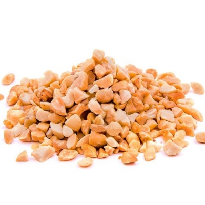 картинка Арахис дробленый обжаренный 3-5 вак. (коробка 2*10 кг) от Торговой Компании "Зима"