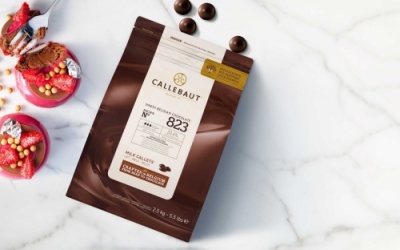 картинка Шоколад Callebaut молочный Каллеты 1 кг/штука 823-RT-U68 от Торговой Компании "Зима"