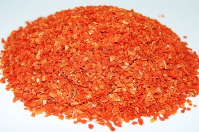 картинка Морковь сушёная в/с 3*3 (коробка 20 кг) от Торговой Компании "Зима"