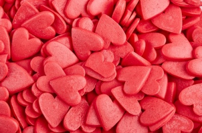 картинка Посыпки Сердечки красные (большие) (уп.0,75 кг) tp16076 от Торговой Компании "Зима"