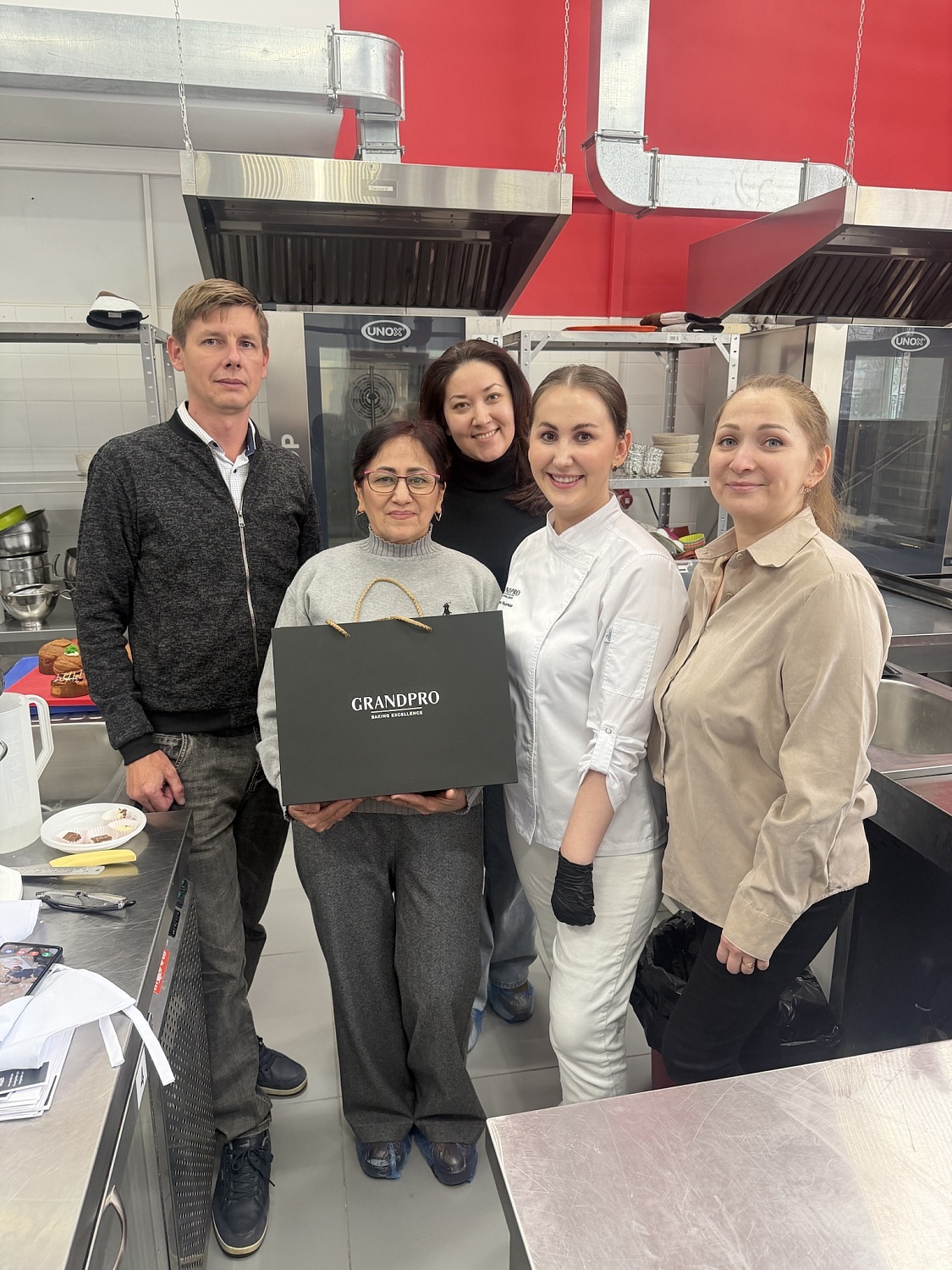 Мастер – класс «Пасхальное искусство» от технолога ГК «Русагро»