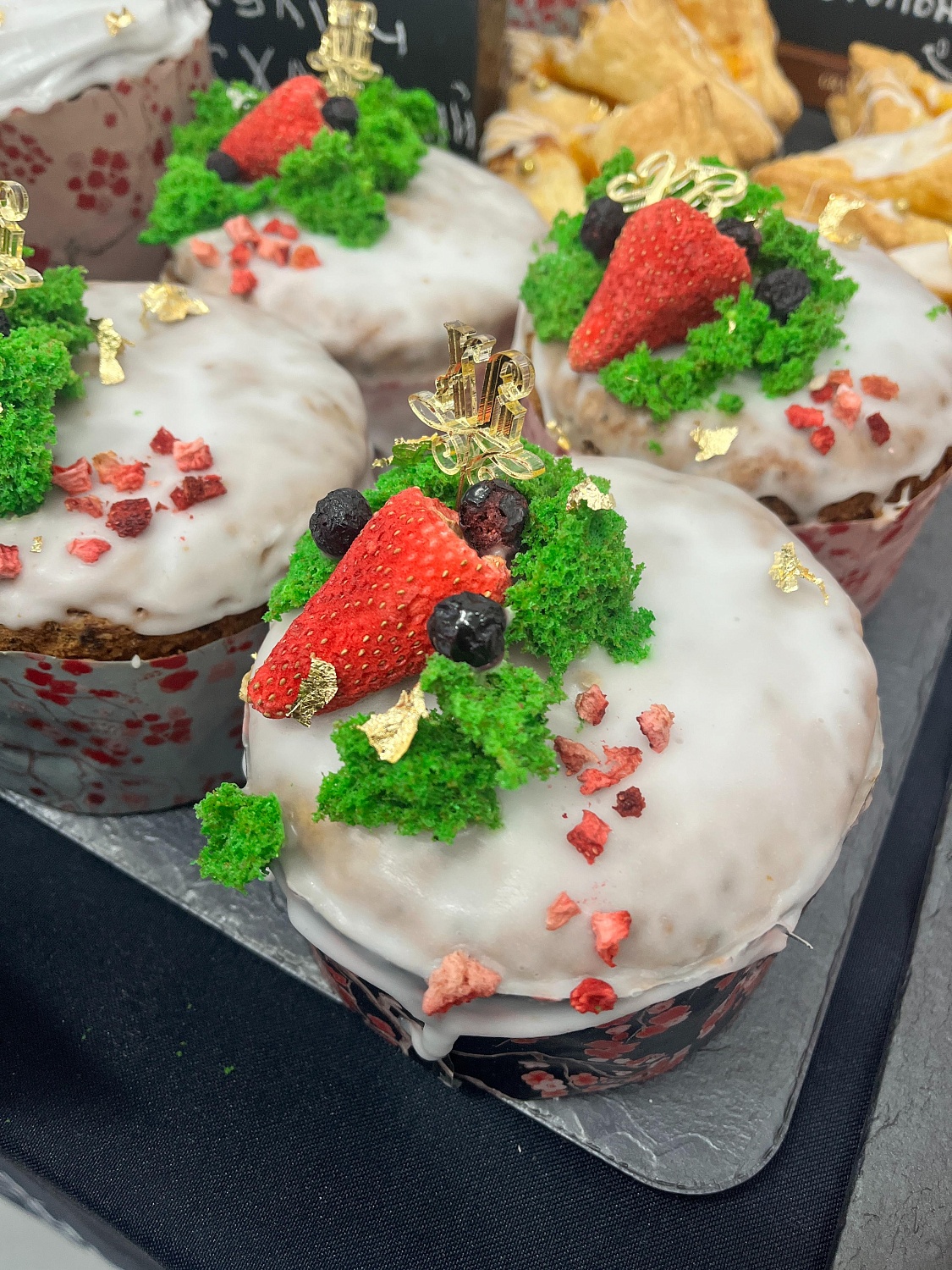 Мастер – класс «Пасхальное искусство» от технолога ГК «Русагро»