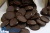 картинка Глазурь кондитерская Профи-Глейз темная №4 (монетки) коробка 15 кг от Торговой Компании "Зима"
